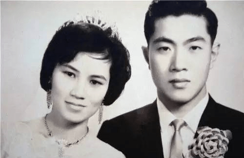 ‘beat365官网’
伟大的母亲:造就13个博士 其中一个家喻户晓 教子经却只有15字(图3) ‘beat365官网’
伟大的母亲:造就13个博士 其中一个家喻户晓 教子经却只有15字(图3)