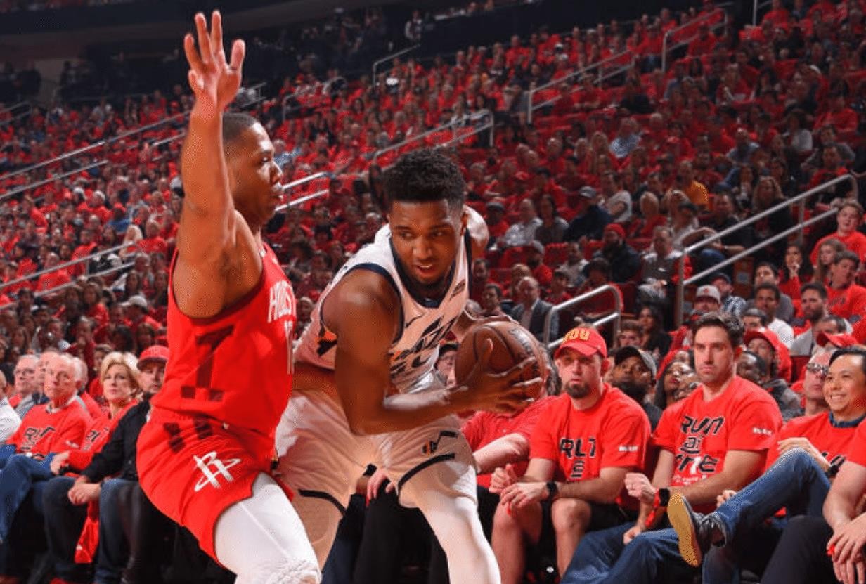 “beat365亚洲体育官方网站”快递柜普及带来负面效应,送货上门变成用户下楼自取(图2) beat·365