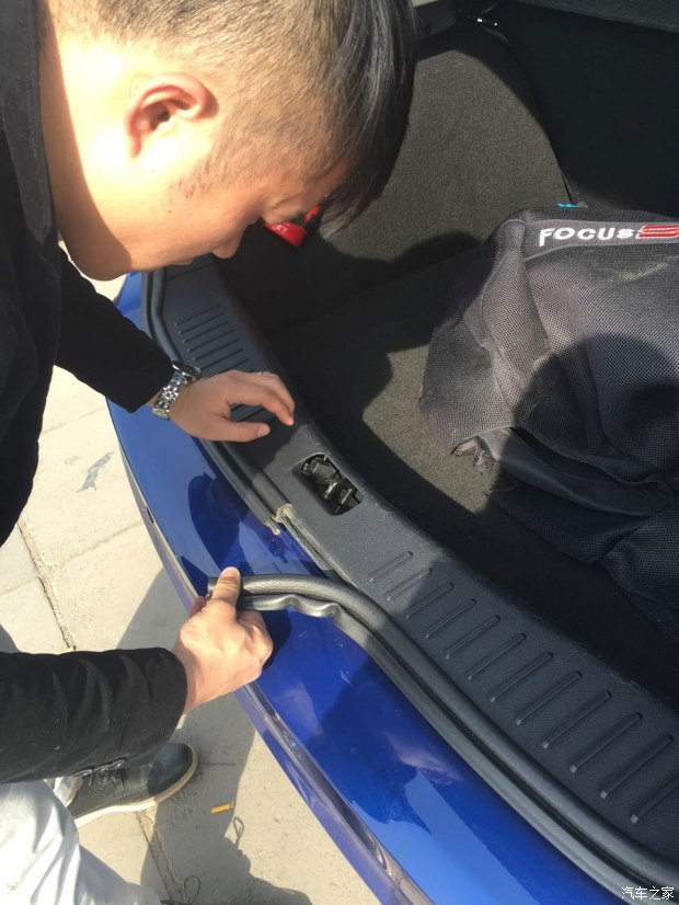 每个快递员都缺一个“作秀”的刘老板?‘beat·365’(图2) beat·365